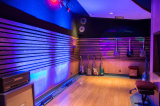 https://0201.nccdn.net/1_2/000/000/116/ea9/sound-room.JPG